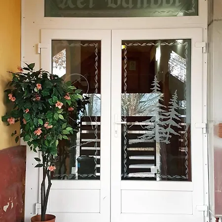 Ket Vandor Fogado Matraderecske